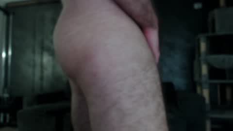 Snapshot of brad_pittfall chatting on 01/19/25, 05:49 ask me online show from 01/19/25, 05:49