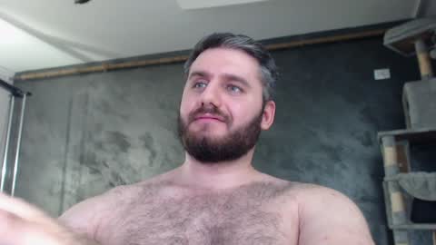 Snapshot of brad_pittfall chatting on 01/24/25, 10:08 ask me online show from 01/24/25, 10:08