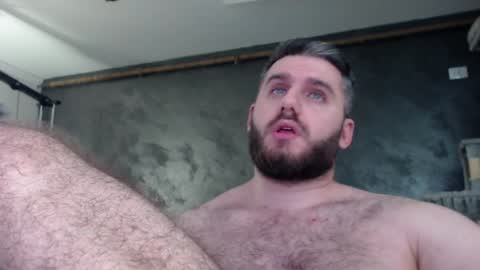 Snapshot of brad_pittfall chatting on 02/05/25, 10:12 ask me online show from 02/05/25, 10:12