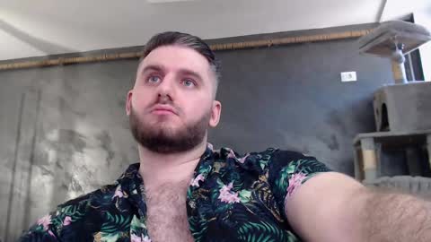 Snapshot of brad_pittfall chatting on 02/11/25, 12:37 ask me online show from 02/11/25, 12:37