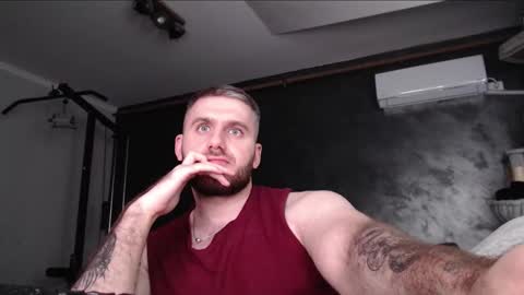 Snapshot of brad_pittfall chatting on 09/27/25, 06:35 ask me online show from 09/27/25, 06:35