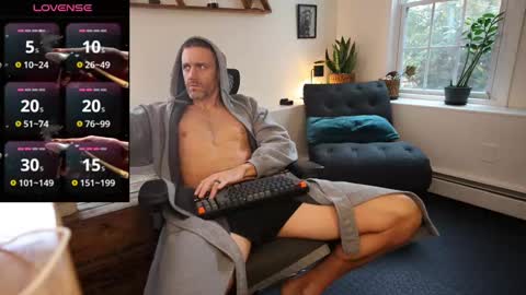 BradBronton online show from 11/05/25, 01:22