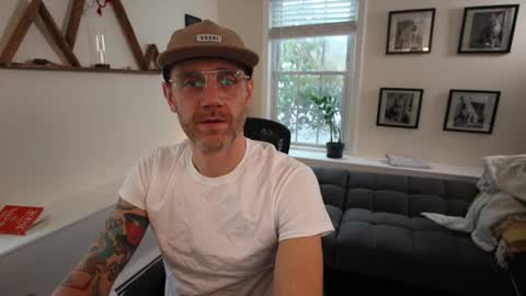 BradBronton online show from 02/18/26, 07:32