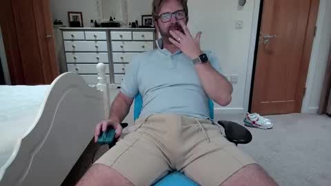 bradley77777 online show from 12/10/24, 03:22