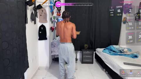 Snapshot of bradley_strong_ chatting on 11/12/25, 10:20 Bradley Strong online show from 11/12/25, 10:20