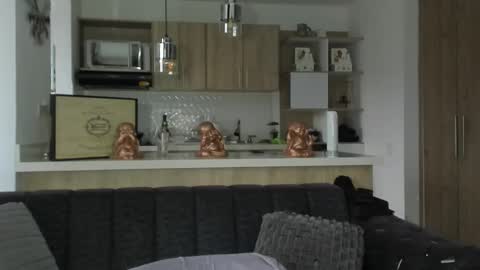 bradleymartin7 online show from 02/14/25, 10:36