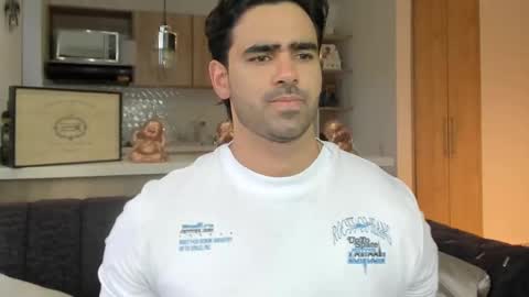 bradleymartin7 online show from 09/19/25, 09:37