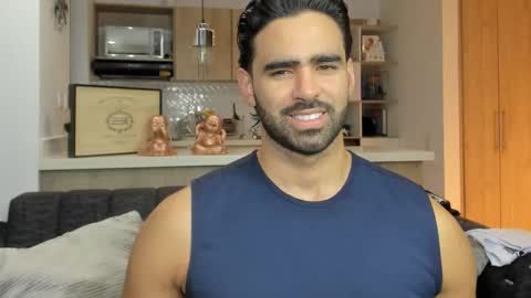 bradleymartin7 online show from 10/30/25, 10:43