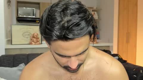 bradleymartin7 online show from 11/19/25, 10:21