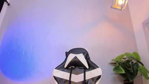 Brand  online show from 03/29/26, 04:18