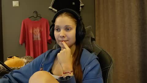 Alice online show from 11/19/25, 03:34