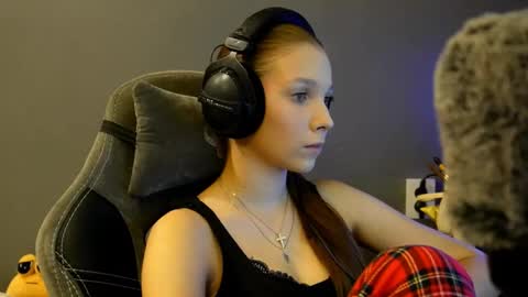 Alice online show from 12/14/25, 03:17