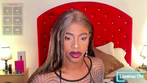 Snapshot of brandi_ross_ chatting on 04/18/26, 07:18 Brandy online show from 04/18/26, 07:18
