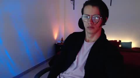 Snapshot of brandon_starkk chatting on 05/09/26, 12:21 brandon_starkk online show from 05/09/26, 12:21