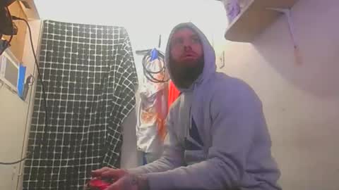 brandonchampagne7 online show from 12/22/25, 09:45