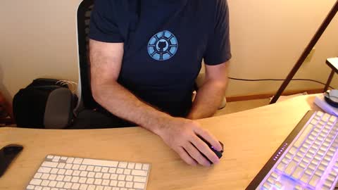 Snapshot of brandondot chatting on 02/05/25, 03:52 brandondot online show from 02/05/25, 03:52