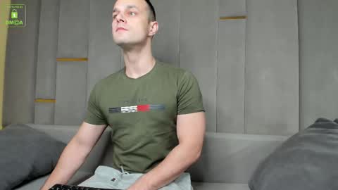 BRANDON online show from 11/04/25, 04:33