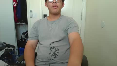 brandonsf1234340456 online show from 09/17/25, 08:32