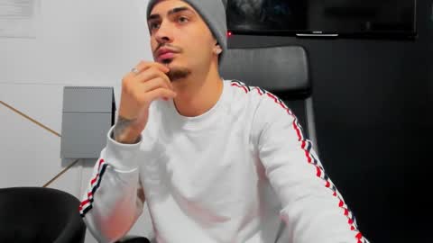 BrandonTateX online show from 12/17/25, 05:08