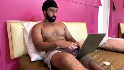 Daddy online show from 03/03/25, 07:10