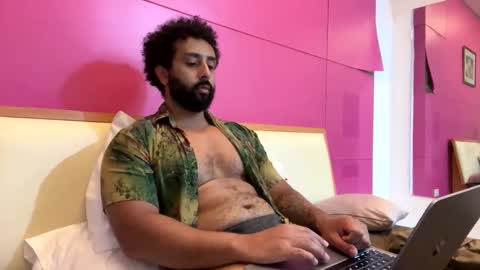 Daddy online show from 03/05/25, 04:13