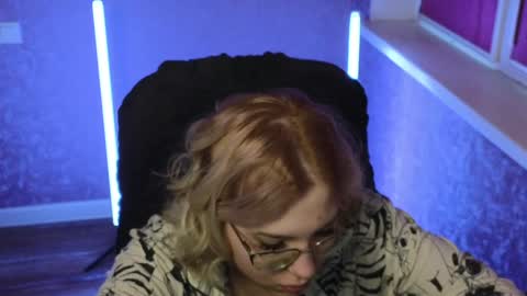 Belle  online show from 01/15/25, 02:49