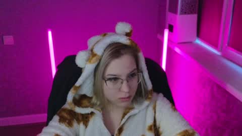 Belle  online show from 01/24/25, 03:00