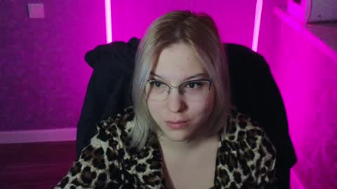 Belle  online show from 01/29/25, 12:33