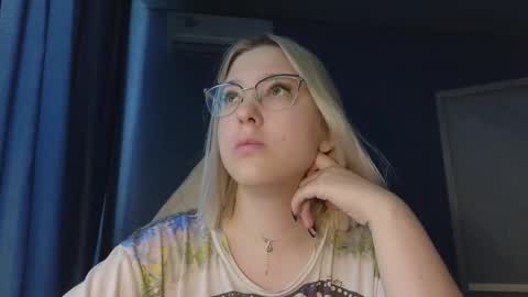 Belle  online show from 11/10/25, 07:51