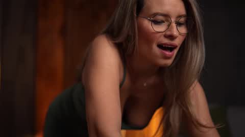 Alex online show from 03/06/25, 04:41