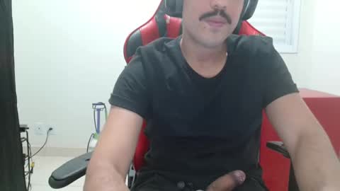 Snapshot of brasilianonca chatting on 05/02/26, 04:06 brasilianonca online show from 05/02/26, 04:06