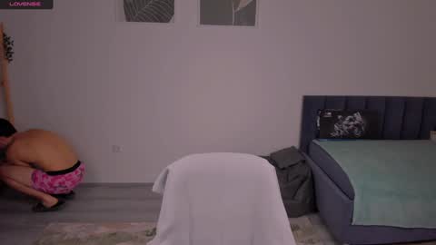 Johny Bravo online show from 12/16/24, 06:32