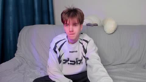 Snapshot of braxiboy chatting on 12/24/24, 02:22 Brax online show from 12/24/24, 02:22