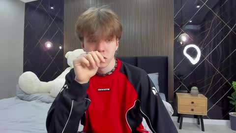 Snapshot of braxiboy chatting on 02/12/25, 12:22 Brax online show from 02/12/25, 12:22