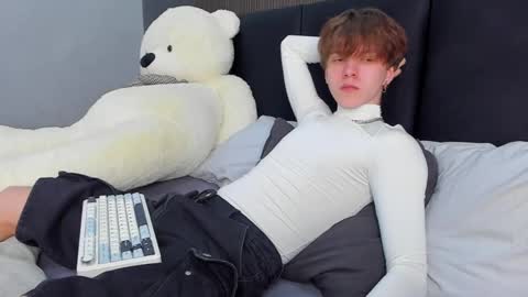 Snapshot of braxiboy chatting on 02/24/25, 09:21 Brax online show from 02/24/25, 09:21