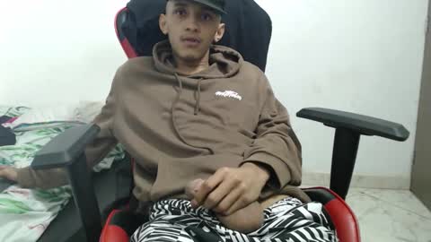 Snapshot of brayan_chevignon chatting on 12/01/25, 08:19 brayan_chevignon online show from 12/01/25, 08:19