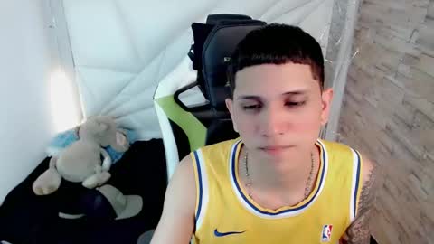 BRAYAN online show from 02/04/25, 03:47