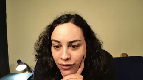 Thalia online show from 12/20/24, 01:47