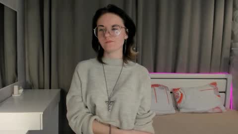 Eva  online show from 11/15/25, 07:10