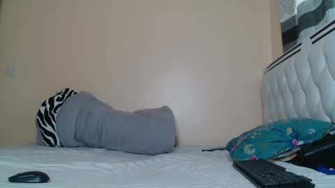 Snapshot of bree_beauty chatting on 03/03/26, 08:31 bree_beauty online show from 03/03/26, 08:31