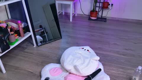 Ashley Dolce and Lou online show from 12/13/25, 07:53