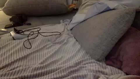 breezydicks online show from 10/31/25, 06:09