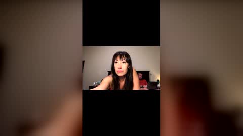 Snapshot of breezydoesit95 chatting on 12/19/25, 06:09 breezydoesit95 online show from 12/19/25, 06:09