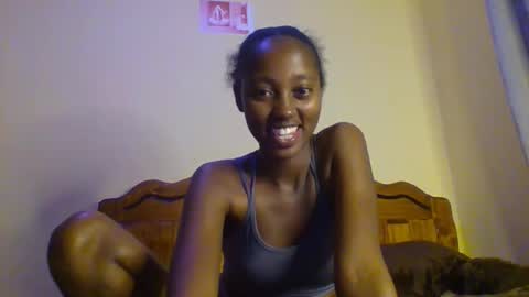 breelia online show from 11/05/25, 02:00