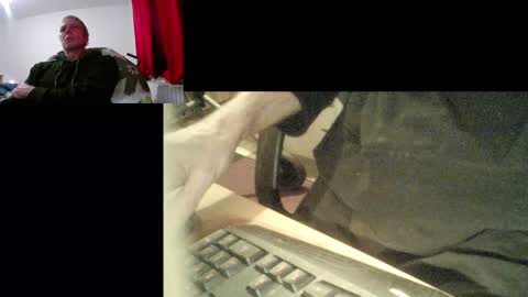 Snapshot of bremer64 chatting on 12/11/24, 10:25 bremer64 online show from 12/11/24, 10:25