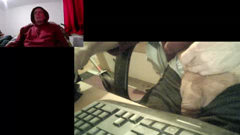 Snapshot of bremer64 chatting on 01/12/25, 08:04 bremer64 online show from 01/12/25, 08:04