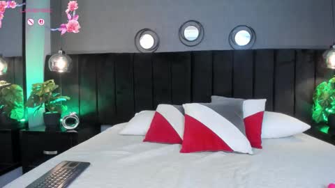   online show from 03/22/26, 10:24