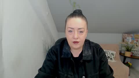Brenda Skye online show from 11/04/25, 03:05