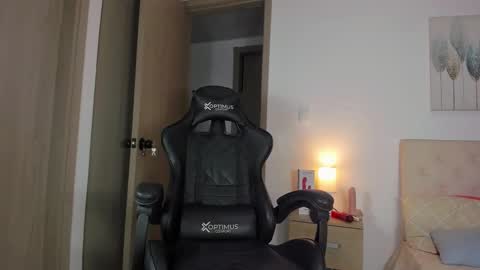 Brenda online show from 01/31/25, 01:22