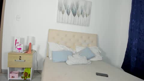 Brenda online show from 09/10/25, 01:16